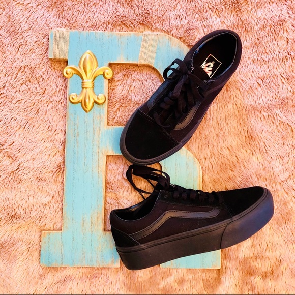 vans old skool triple black platform sneakers